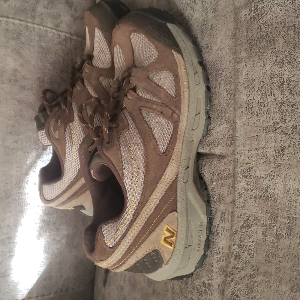 NEW BALANCE 606 SZ 7.5